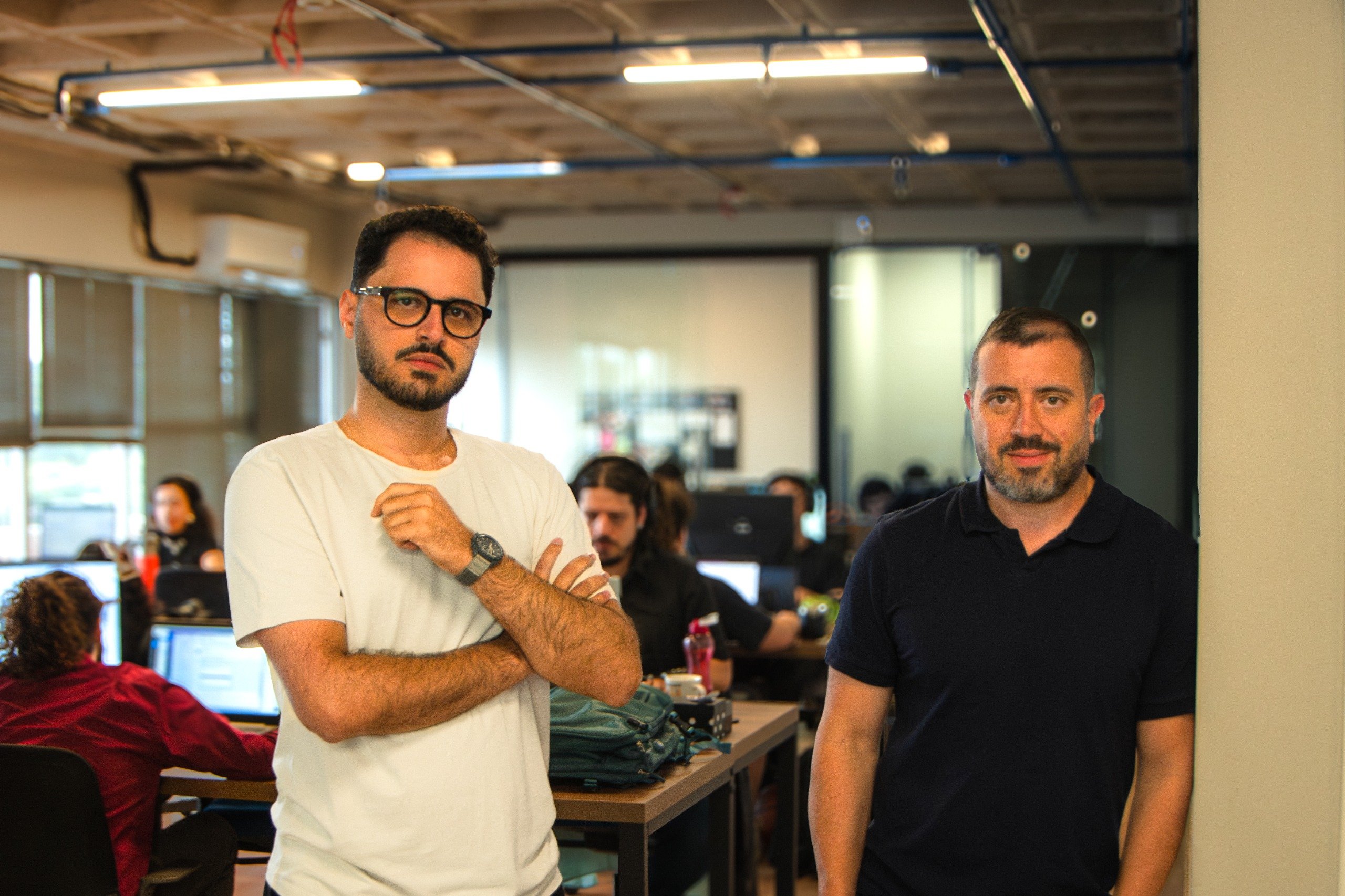 Moskit vira Ollow, abandona o CRM tradicional e mira R$ 100 milhões com IA para vender no WhatsApp